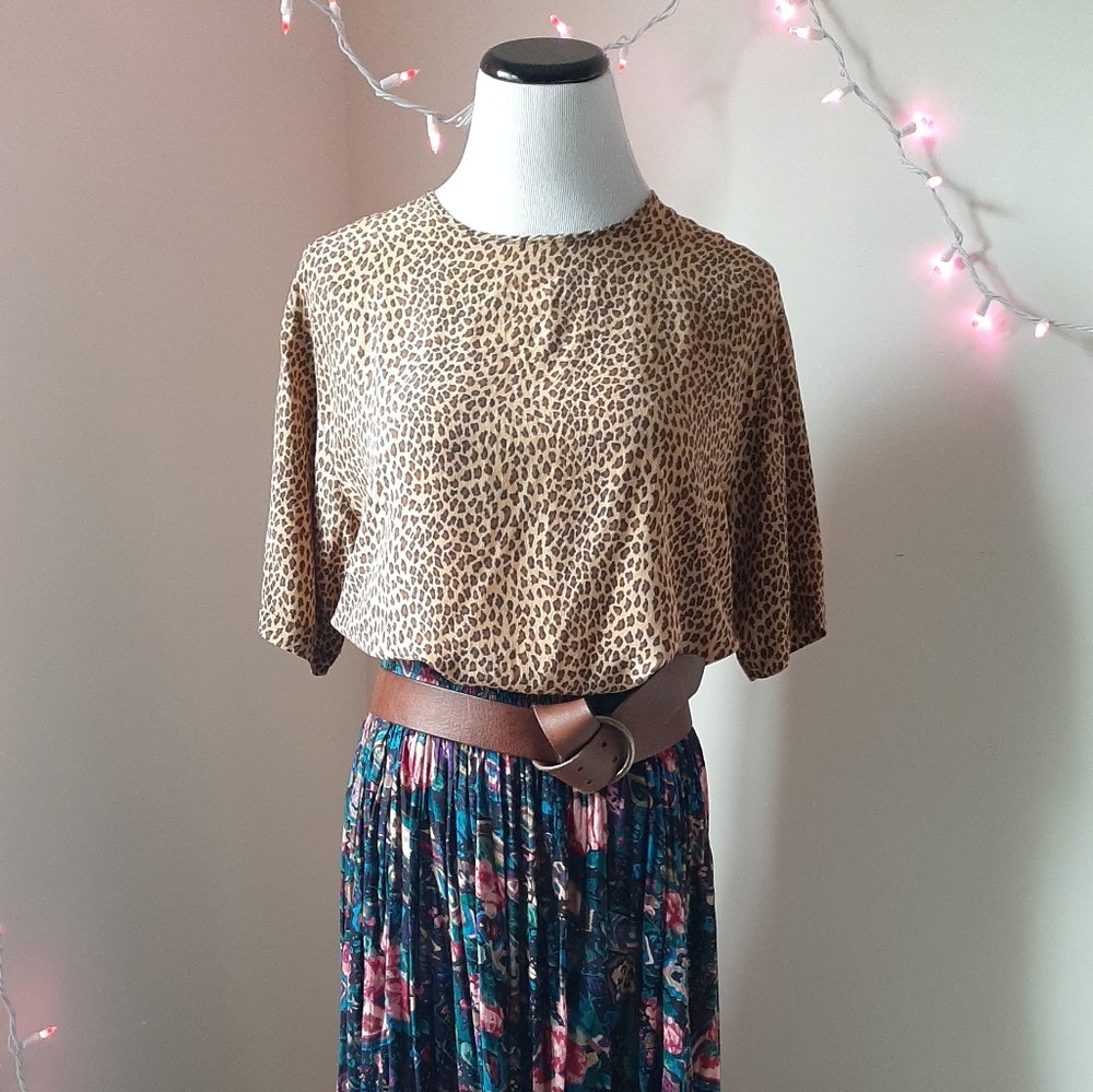 Jessica Lauren Cheetah Print 100% Silk Blouse Boxy Neutral Med